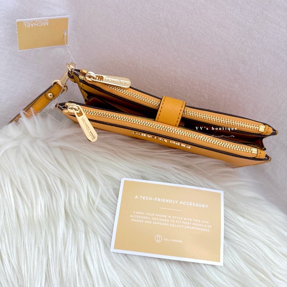 NWT Michael Kors MK Jet Set Large Leather Smartphone Wristlet Wallet Marigold - Picture 4 of 8